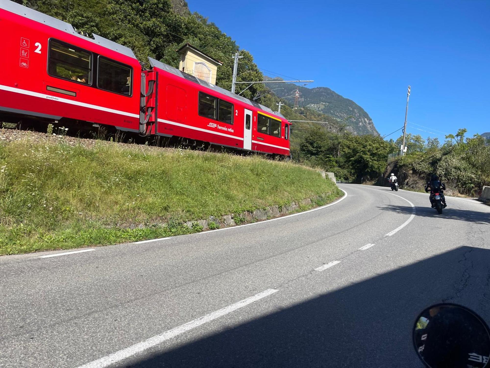 Alba Home Tirano Eksteriør billede